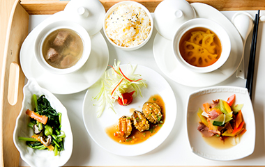 產(chǎn)后營養(yǎng)膳食